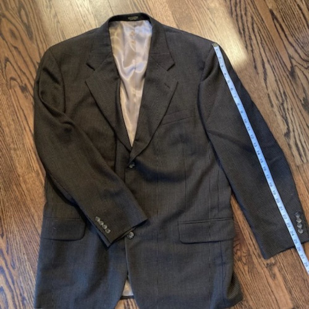 Oscar de la Renta Men's sport coat, 46L, lined